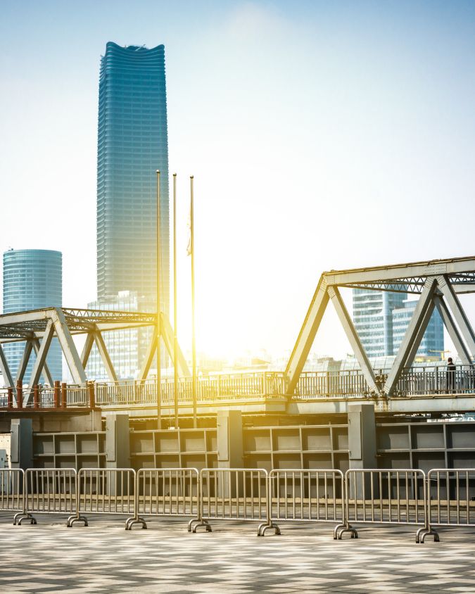the steps for trading and contracting